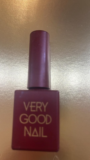 指甲油 枣紅 No.046